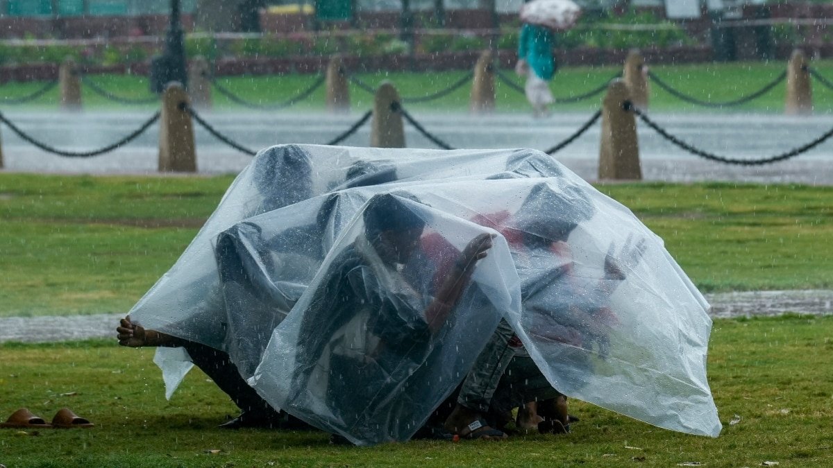 delhi-weather:-दिल्ली-में-आज-बिगड़ेगा-मौसम,-आने-वाला-है-आंधी-तूफान!-बारिश-का-अलर्ट-जारी